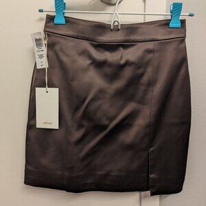 BNWT Aritzia Wilfred Satin Patio Mini Skirt with Slit (Size 00)